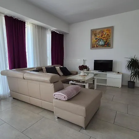 Big 21 Old Town Lux Apartment, Self Check-in 24h, Free Parking * Poznan
