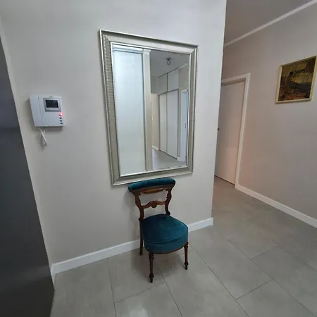 Apartment Big 21 Old Town Lux Apartment, Self Check-in 24h, Free Parking
