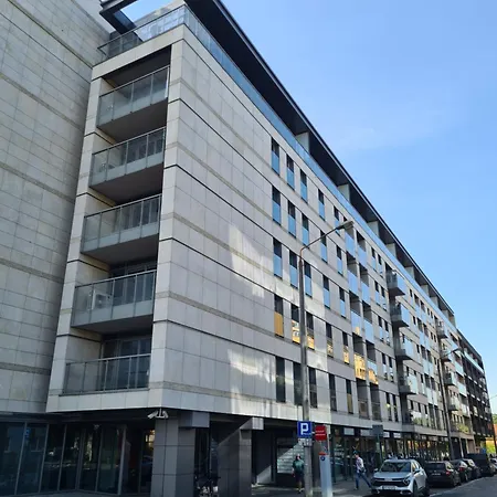Apartment Big 21 Old Town Lux Apartment, Self Check-in 24h, Free Parking Posen