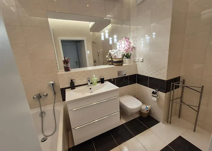 Apartment Big 21 Old Town Lux Apartment, Self Check-in 24h, Free Parking